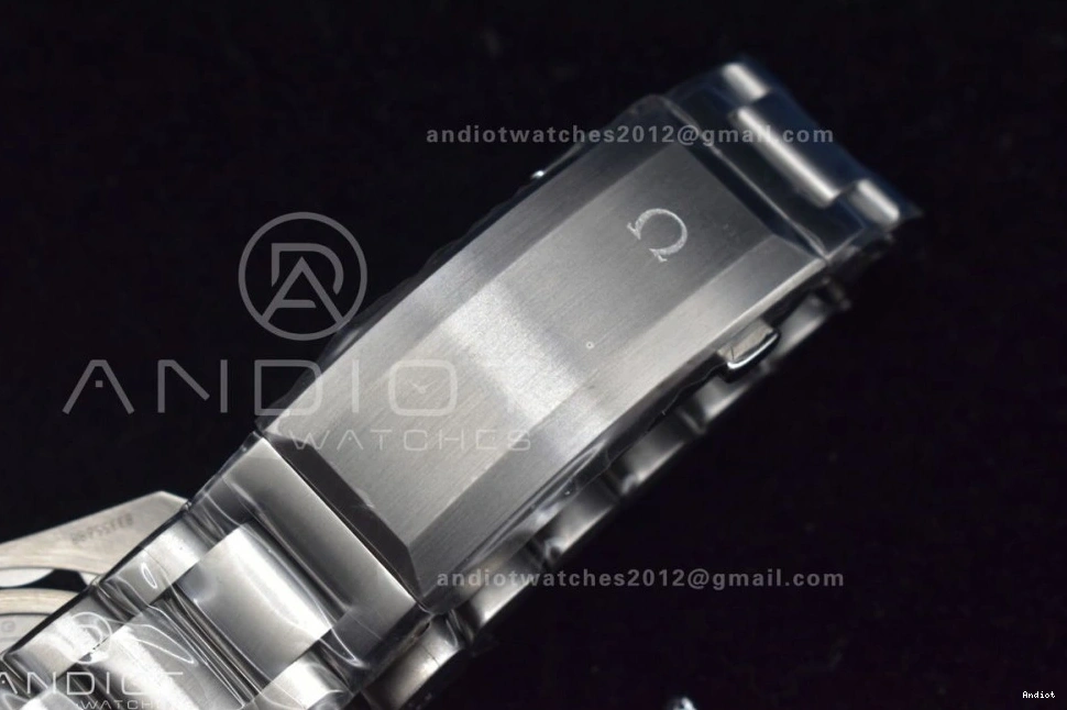 on Edition 1:1 Ultra Blue Seamaster A8912 SS Dial Best Deep SBF SS Deep Bracelet 6000M Super Clone 1228